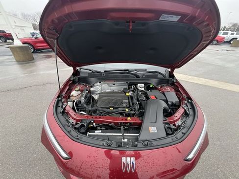 Certified 2024 Buick Envista Sport Touring image 19