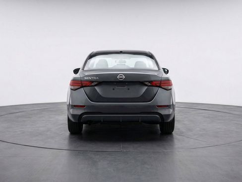 Used 2025 Nissan Sentra S image 7