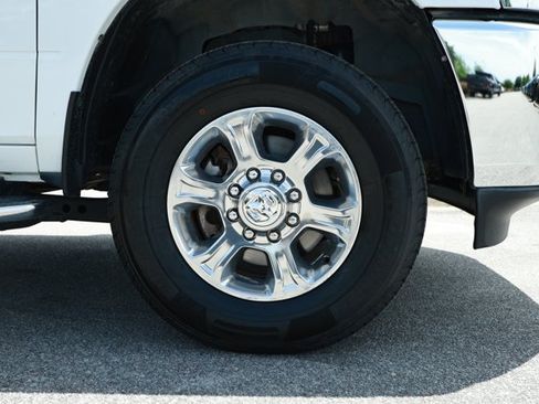 Used 2024 RAM 2500 Big Horn AWD/4WD image 5