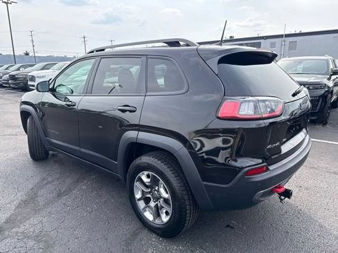 Used 2019 Jeep Cherokee Trailhawk w/ Cold Weather Group AWD/4WD image 6