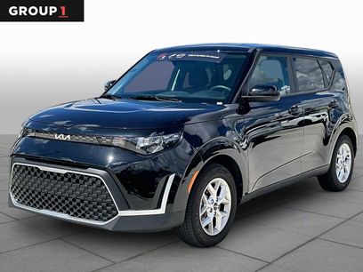 Certified 2025 Kia Soul LX w/ LX Technology Package