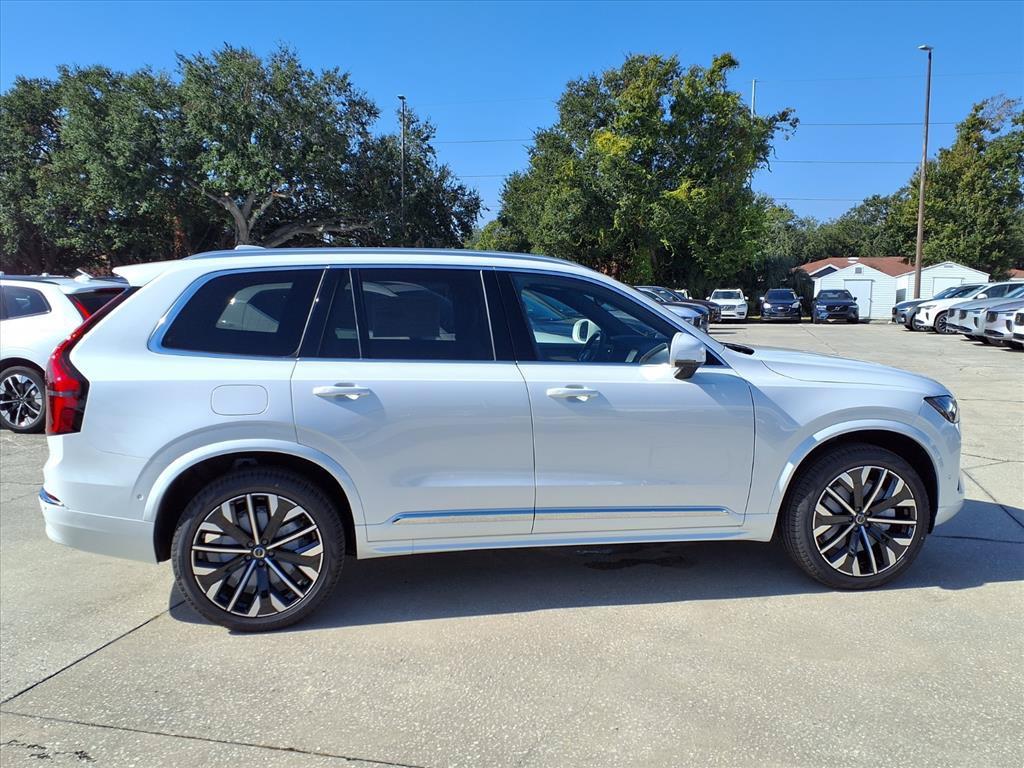 New 2026 Volvo XC90 T8 Plus w/ Protection Package Premier AWD/4WD image 8