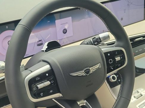 New 2026 Genesis GV70 2.5T Select AWD/4WD image 8