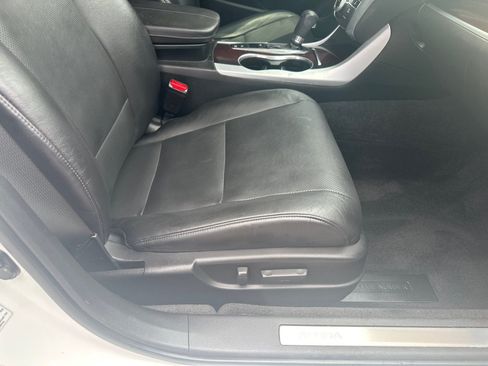 Used 2016 Acura TLX w/ Technology Package FWD image 13