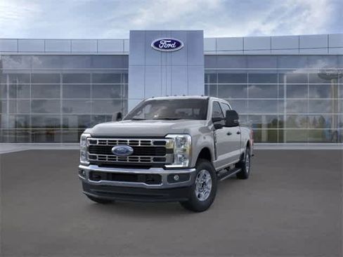 New 2026 Ford F250 XLT image 2