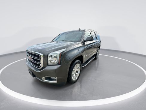 Certified 2019 GMC Yukon SLT w/ Open Road Package AWD/4WD image 4