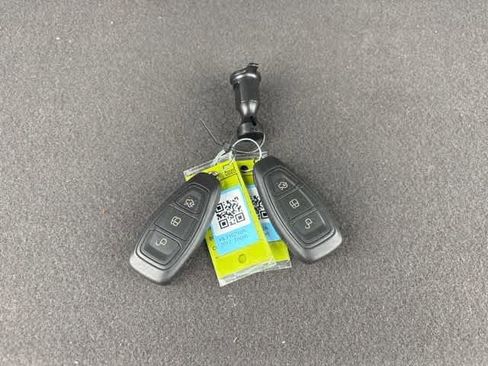 Used 2017 Ford Focus ST image 26