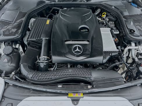 Used 2017 Mercedes-Benz C 300 Sedan image 32