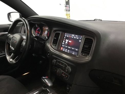 Used 2023 Dodge Charger SXT RWD image 21