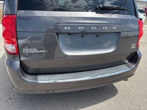 Used 2017 Dodge Grand Caravan GT image 12