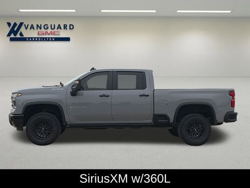Used 2024 Chevrolet Silverado 2500 ZR2 w/ Technology Package AWD/4WD image 5