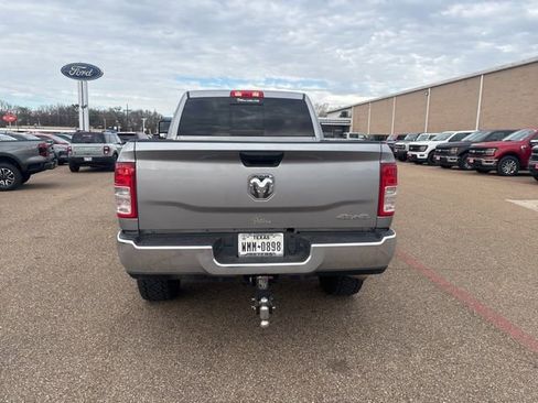 Used 2024 RAM 2500 Tradesman w/ Chrome Appearance Group image 19