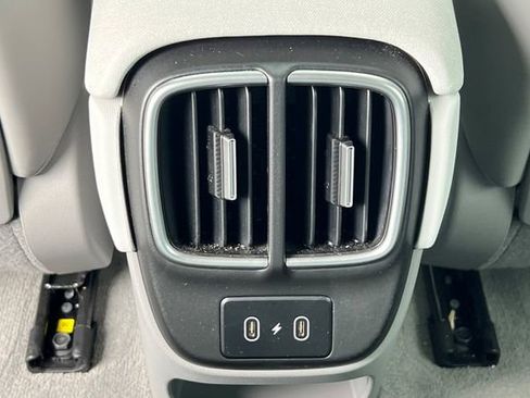 Certified 2025 Hyundai Ioniq 6 SEL RWD image 17