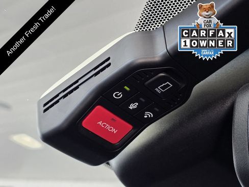 Used 2025 Toyota Camry XLE FWD image 27