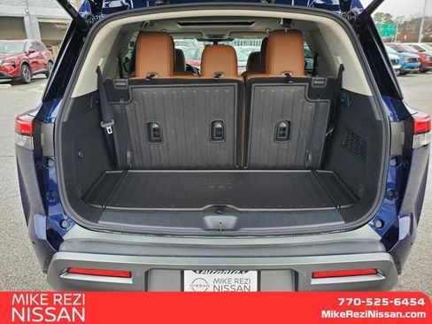 New 2026 Nissan Pathfinder Platinum AWD/4WD image 8