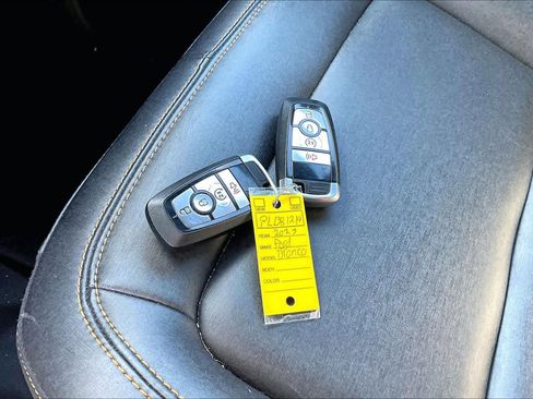 Used 2023 Ford Bronco Badlands w/ Sasquatch Package AWD/4WD image 14