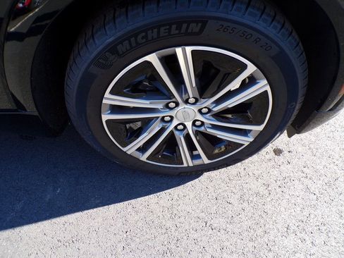 New 2025 Cadillac Lyriq Luxury image 4