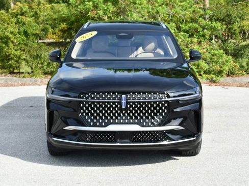 Used 2024 Lincoln Nautilus Reserve w/ Equipment Group 203A AWD/4WD image 36