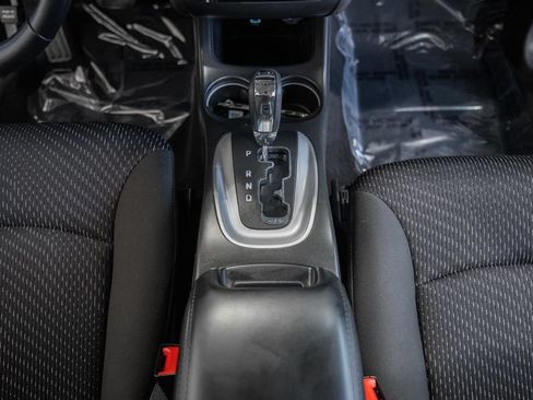 Used 2019 Dodge Journey SE w/ Premium Group FWD image 21
