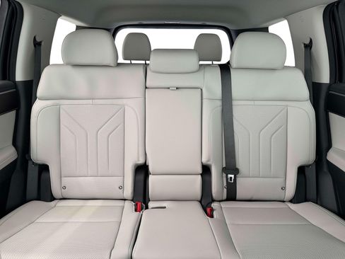 New 2026 Hyundai Santa Fe SEL FWD image 35