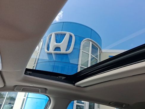 Used 2024 Honda CR-V EX-L image 23