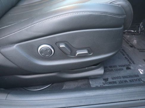 Used 2023 Genesis G80 2.5T image 11