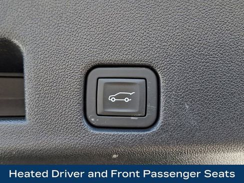 Used 2025 GMC Acadia Elevation w/ Elevation Premium Package image 33