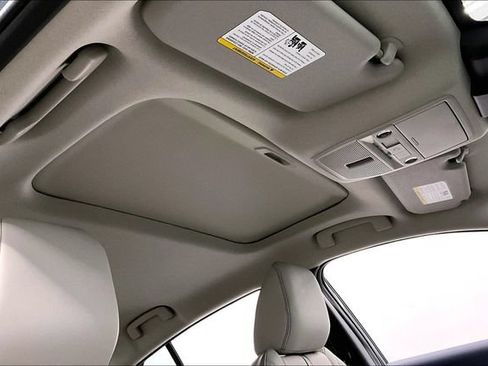 New 2026 Nissan Sentra SL w/ Floor Mat Package FWD image 37
