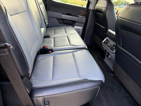 Used 2022 Ford F150 Lariat w/ Equipment Group 502A High AWD/4WD image 19