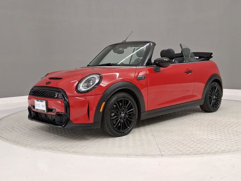 Certified 2023 MINI Cooper S FWD image 35