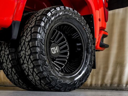 Used 2024 Chevrolet Silverado 3500 LTZ w/ LTZ Plus Package image 59