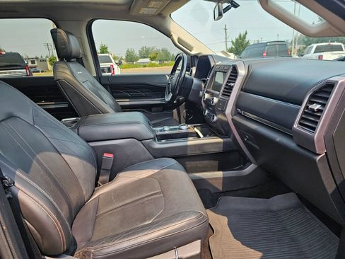 Used 2018 Ford Expedition Platinum AWD/4WD image 11