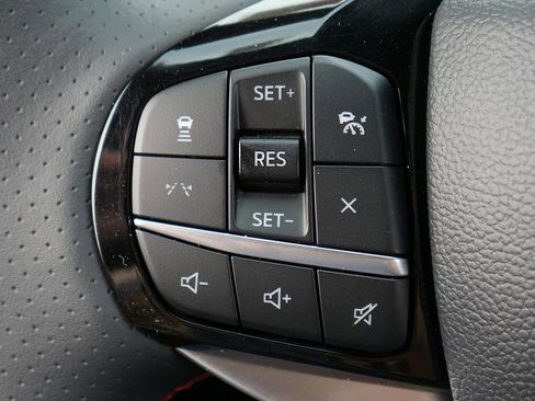 Used 2025 Ford Explorer ST image 32