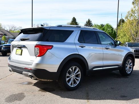 Used 2024 Ford Explorer Limited AWD/4WD image 6