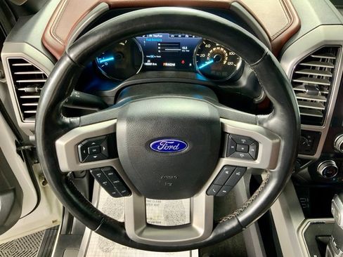 Used 2019 Ford F150 Platinum w/ FX4 Off-Road Package AWD/4WD image 24