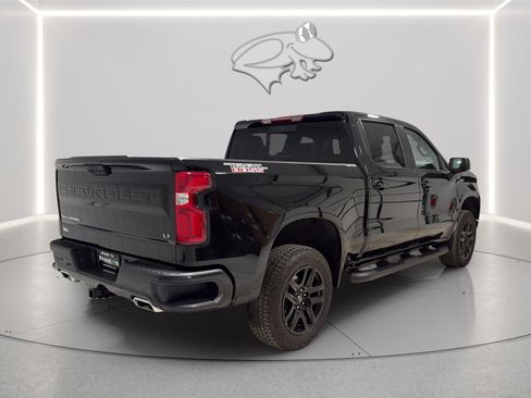 Used 2025 Chevrolet Silverado 1500 LT Trail Boss w/ Convenience Package II AWD/4WD image 5