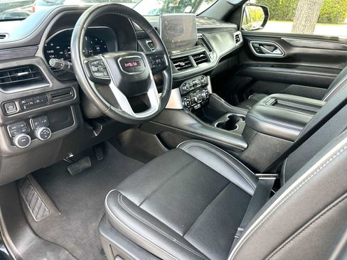 Used 2023 GMC Yukon SLT AWD/4WD image 18