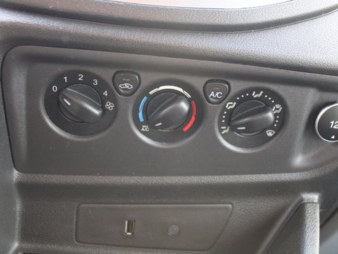 Used 2017 Ford Transit 150 XLT image 12