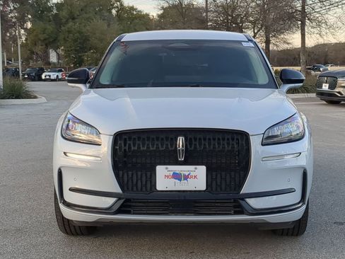 New 2025 Lincoln Corsair Premiere w/ Equipment Group 101A image 8