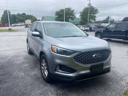 Used 2024 Ford Edge SEL