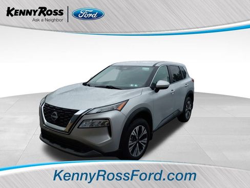 Used 2023 Nissan Rogue SV image 1