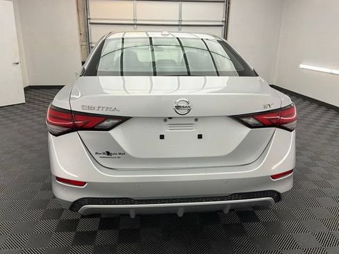 Used 2022 Nissan Sentra SV FWD image 14