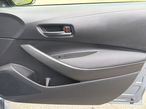 Used 2023 Toyota Corolla LE FWD image 14
