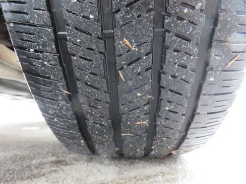 Used 2014 Toyota Tundra SR5 w/ SR5 Upgrade Package image 35