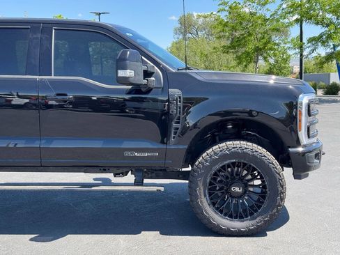 Used 2025 Ford F350 Platinum AWD/4WD image 10