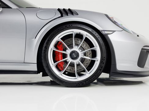 Used 2019 Porsche 911 GT3 RS RWD image 12