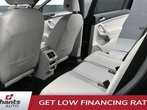 Used 2023 Volkswagen Tiguan SE R-Line AWD/4WD image 13