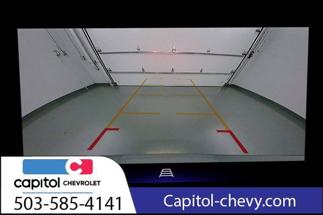 Used 2025 Chevrolet Trax LT FWD image 24