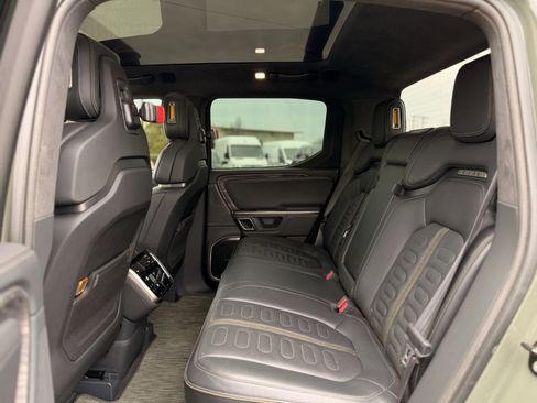 Used 2022 Rivian R1T Launch Edition image 32