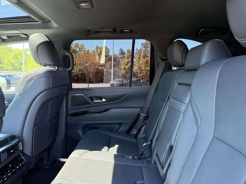 Used 2023 Lexus LX 600 4WD w/ Appearance Package image 15